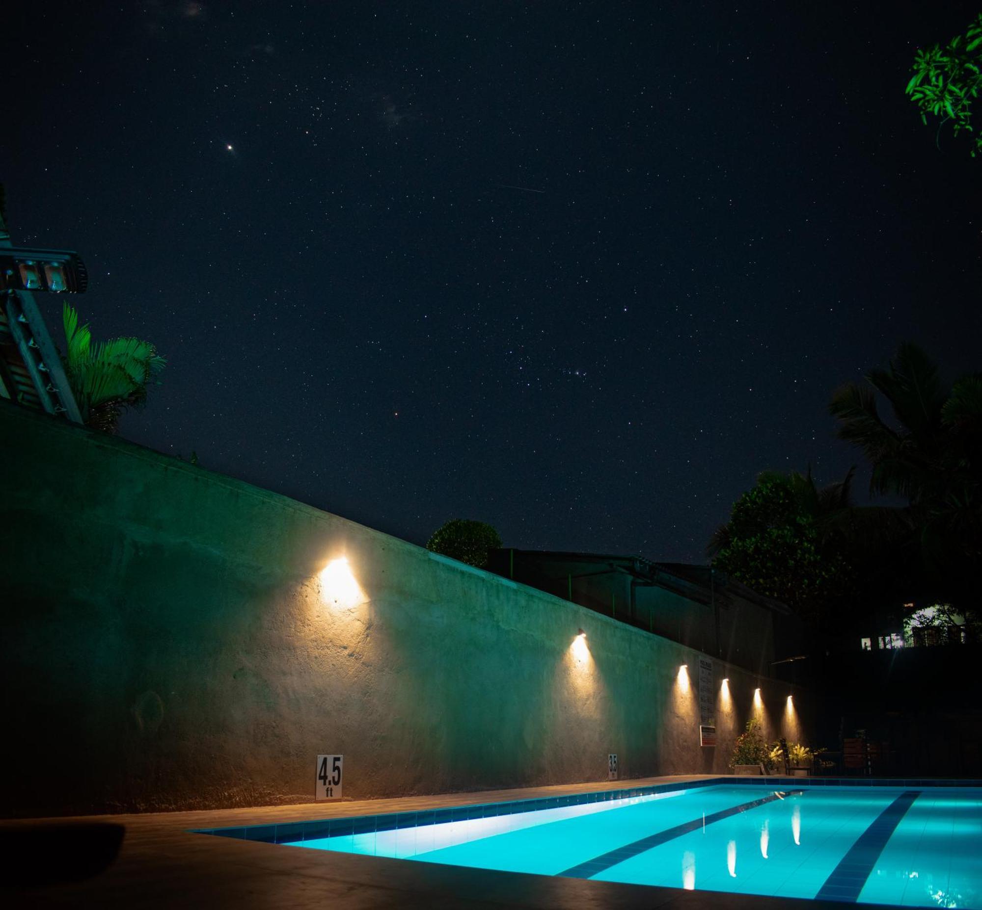 Villa Tranquil Kandy Peradeniya Buitenkant foto